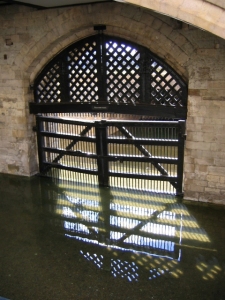 "Traitor's Gate - geograph.org.uk - 455483" by Stephen Henley. Licensed under CC BY-SA 2.0 via Wikimedia Commons - https://commons.wikimedia.org/wiki/File:Traitor%27s_Gate_-_geograph.org.uk_-_455483.jpg#/media/File:Traitor%27s_Gate_-_geograph.org.uk_-_455483.jpg
