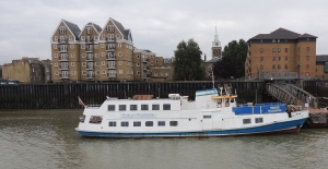 Princess Pocahontas, a river cruiser with St Georges church in the background